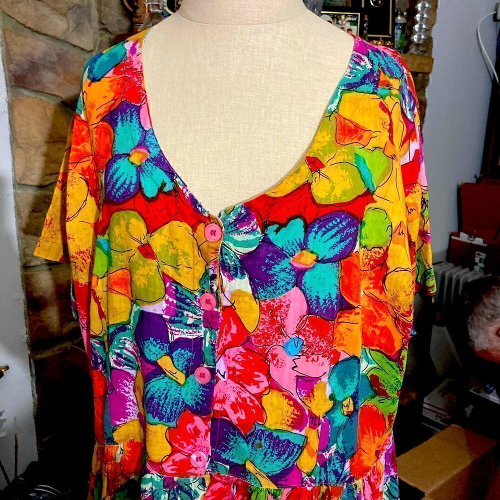 MIC Fashions Vibrant Floral Dress / SZ M